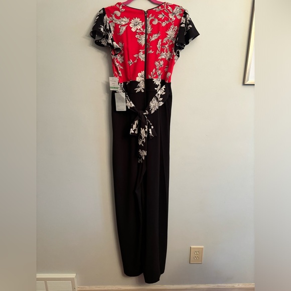 NWT Gabby Skye Floral Jumpsuit - Picture 5 of 11